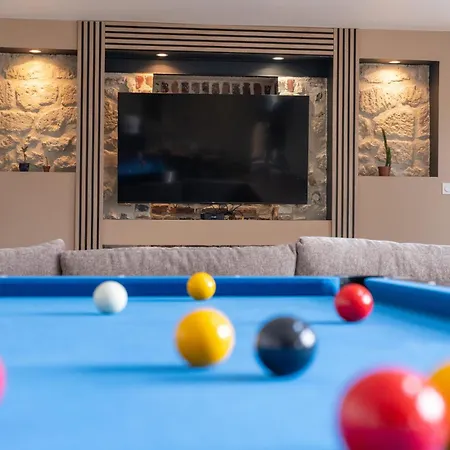 Longere Premium Spa,cinema & Piscine *
