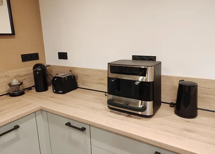 Villa Longère de charme avec Spa, Piscine et Cinéma Brancourt-en-Laonnois