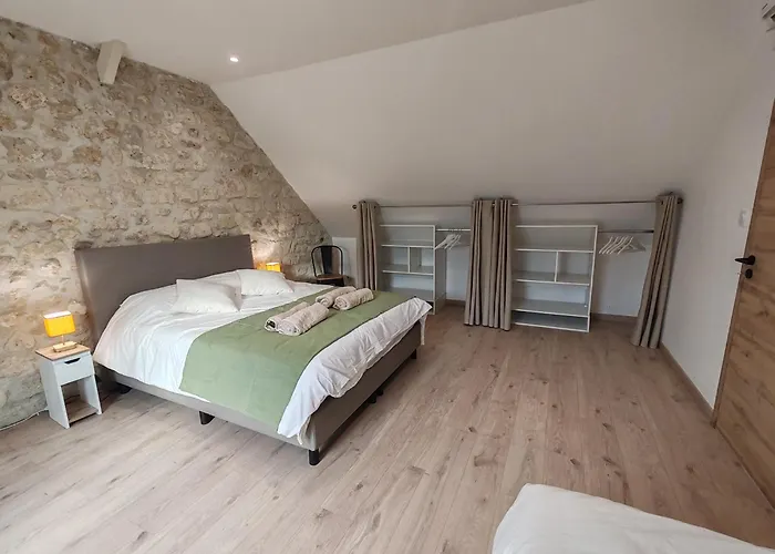 Longère de charme avec Spa, Piscine et Cinéma Villa